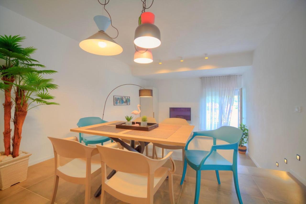 Apartments Villa Rojnica Jelsa  Exterior foto